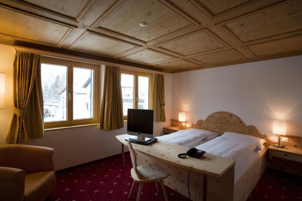 Hotel Seraina Зильс-Мария Экстерьер фото